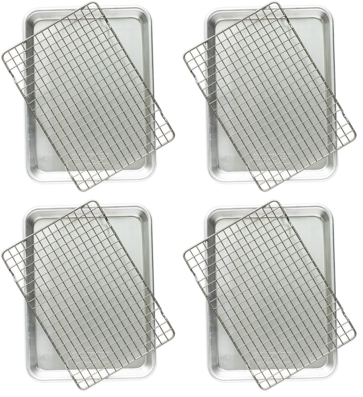 Nordic Ware Naturals® Quarter Sheet with Oven-Safe Nonstick Grid