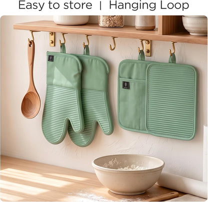 BONTHEE Oven Mitts and Pot Holders 4pcs Set, Silicone Kitchen Mitts - Green