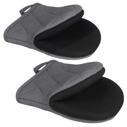 1 Pair Short Oven Mitts - Silicone Kitchen Oven Gloves High Heat Resistant 500℉, Mini Oven Mits with Non-Slip Grip Surfaces and Hanging Loop for BBQ, Baking, Cooking and Grilling (Black)